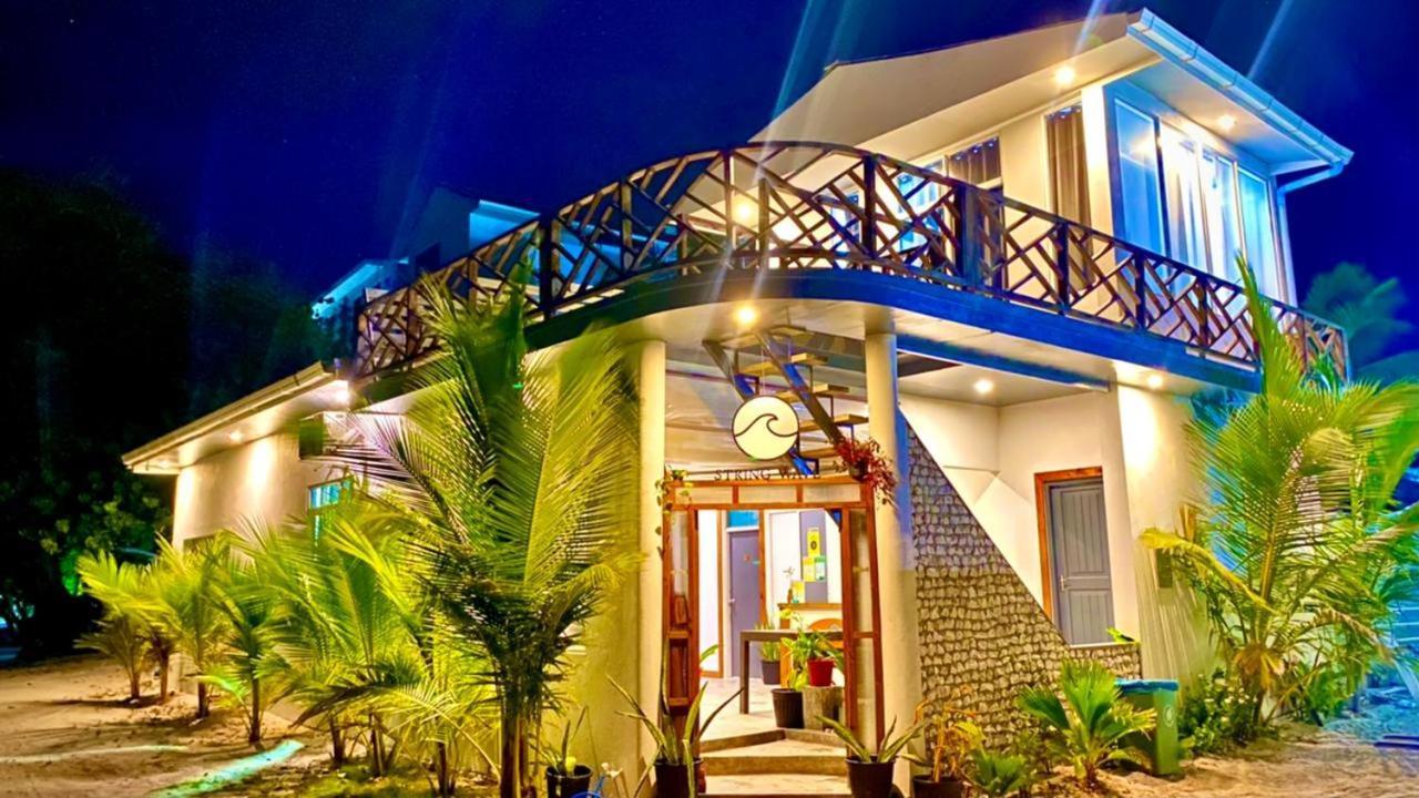 String Wave Maldives Hotel Gulhi Exterior foto