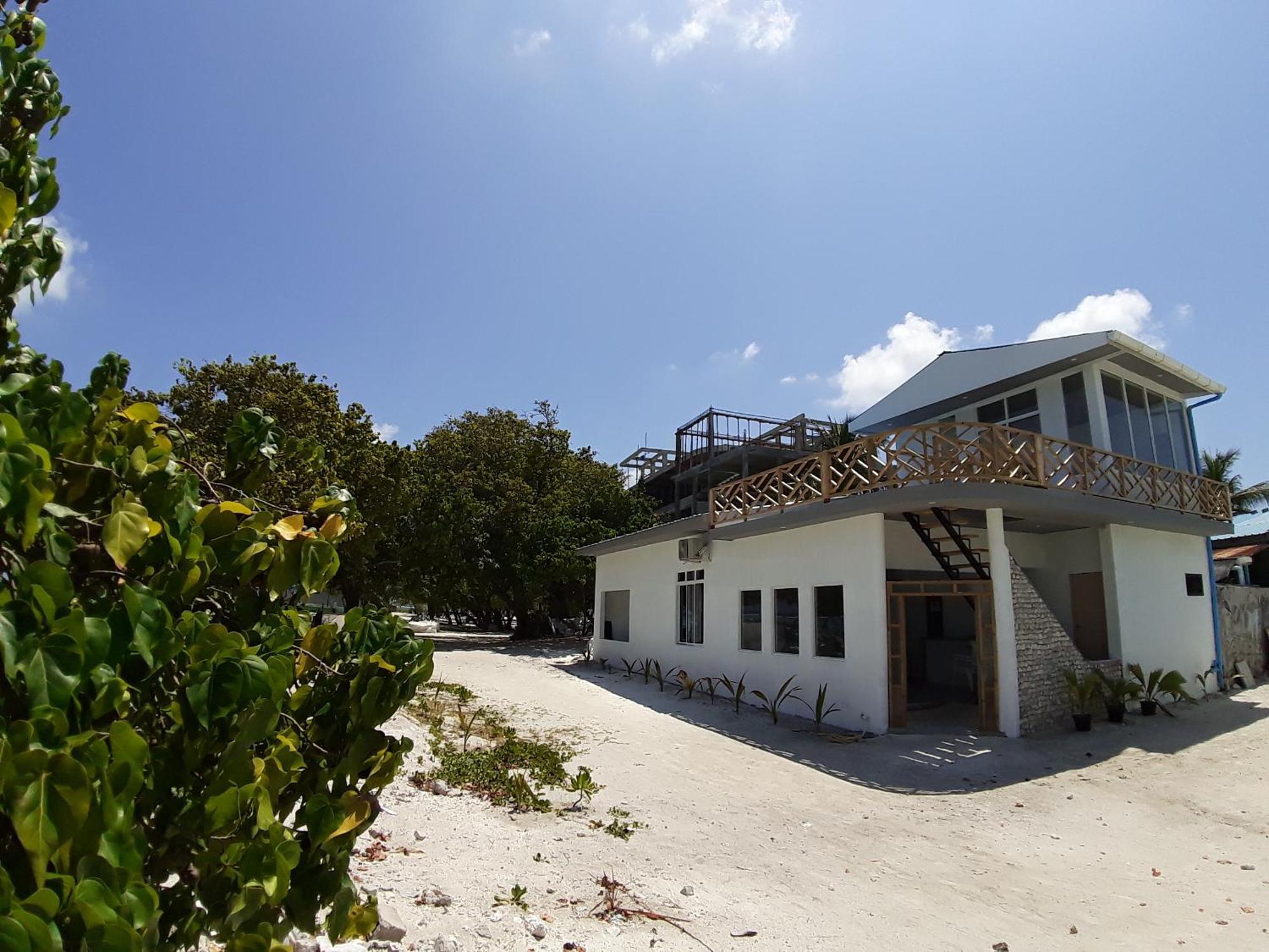 String Wave Maldives Hotel Gulhi Exterior foto