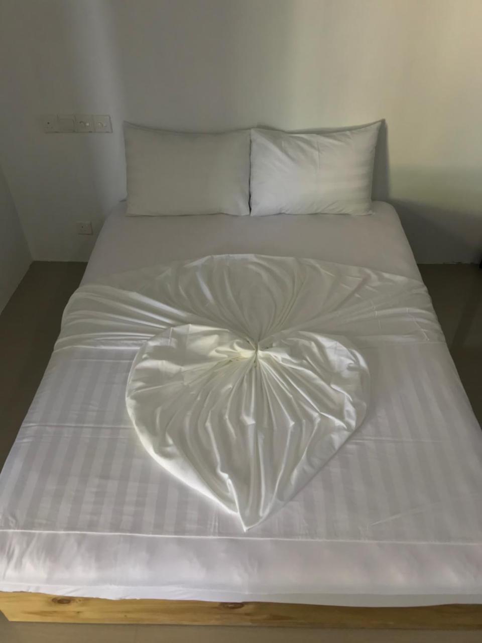 String Wave Maldives Hotel Gulhi Exterior foto