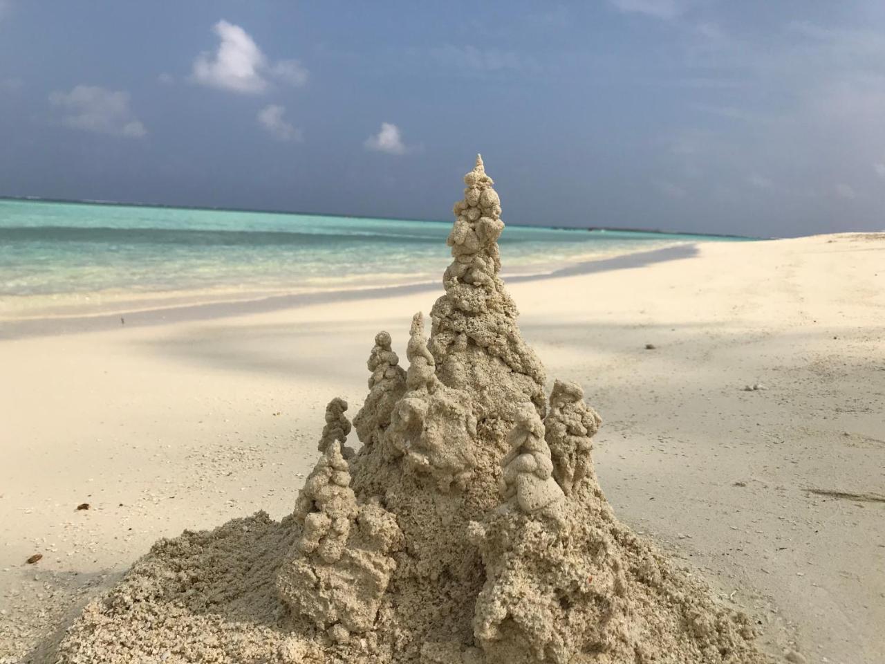 String Wave Maldives Hotel Gulhi Exterior foto