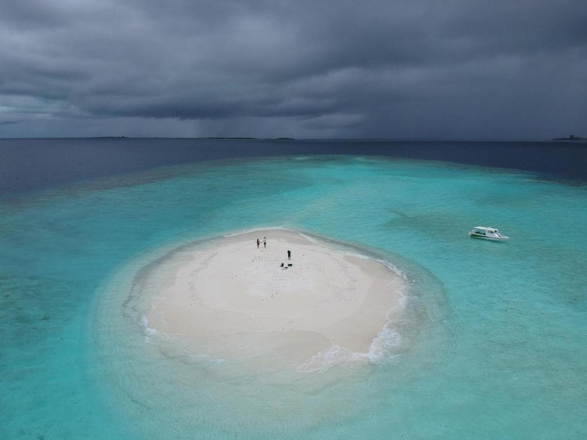 String Wave Maldives Hotel Gulhi Exterior foto